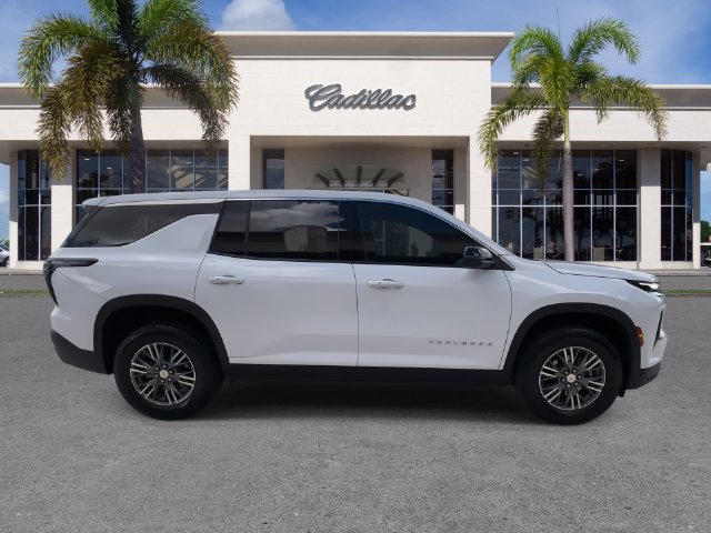 Certified 2024 Chevrolet Traverse LS FWD image 16