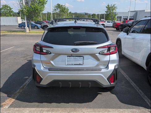Used 2024 Subaru Crosstrek 2.5i Limited AWD/4WD image 6