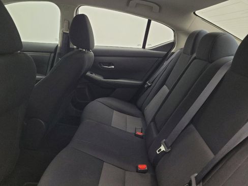 Used 2022 Nissan Sentra SV FWD image 18