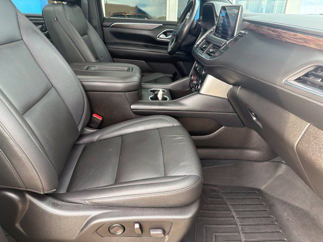 Used 2021 Chevrolet Tahoe Z71 w/ Z71 Off-Road Package AWD/4WD image 14