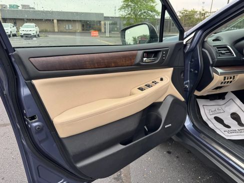 Used 2015 Subaru Outback 2.5i Limited AWD/4WD image 7