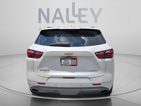Used 2021 Chevrolet Blazer Premier w/ Driver Confidence II Package FWD image 8