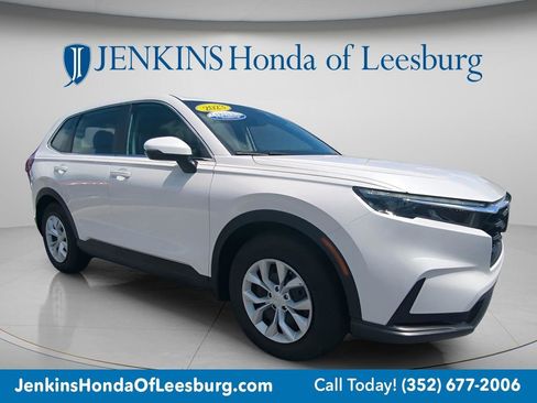 Used 2023 Honda CR-V LX image 2