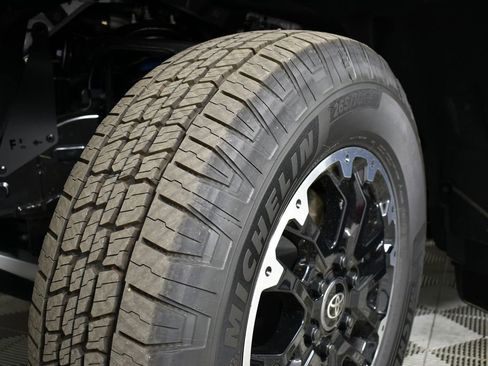 New 2026 Toyota Tundra SR5 image 9