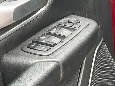 Used 2021 RAM 1500 Big Horn image 18