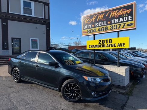 Used 2013 Toyota Camry L image 27