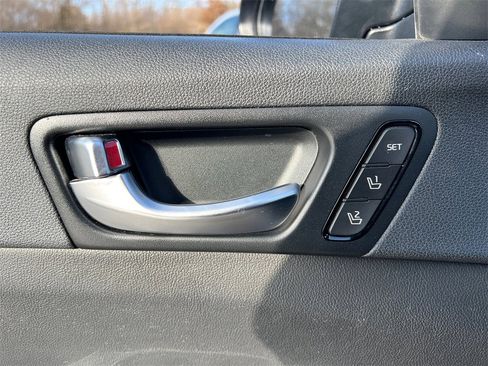 Used 2016 Kia Optima EX w/ Premium Package image 12