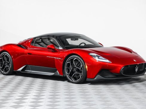 Used 2022 Maserati MC20 Coupe image 4