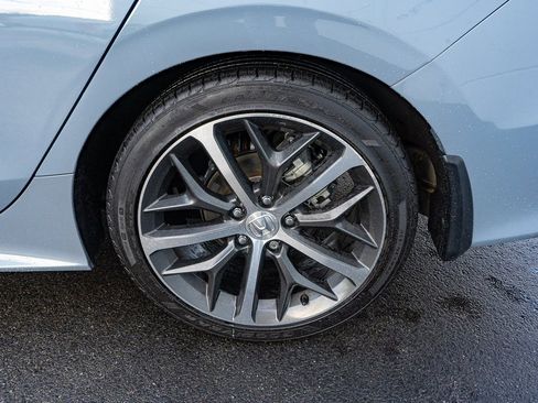 Certified 2024 Honda Civic Touring image 30