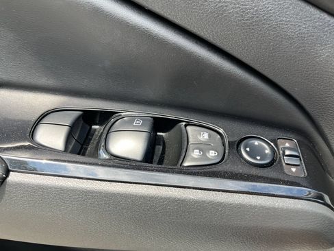 Certified 2024 Nissan Altima 2.5 SL AWD/4WD image 11