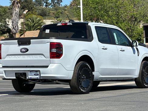 New 2026 Ford Maverick Lobo AWD/4WD image 3