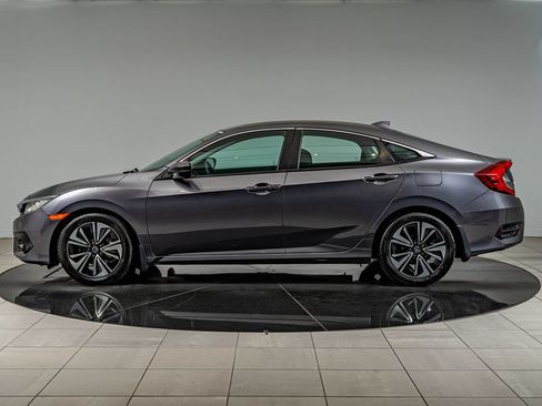 Used 2017 Honda Civic EX-L image 8