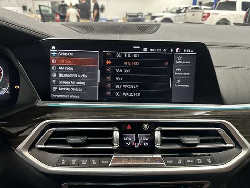 Used 2021 BMW X5 M50i w/ Executive Package AWD/4WD image 16