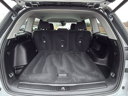 Used 2022 Jeep Grand Cherokee Laredo w/ Luxury Tech Group I image 21