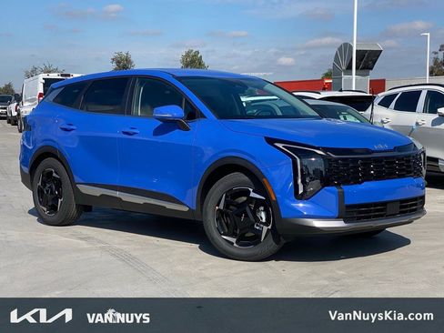 New 2026 Kia Sportage EX FWD image 1