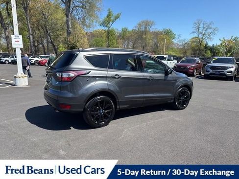 Used 2017 Ford Escape SE w/ Equipment Group 201A AWD/4WD image 7