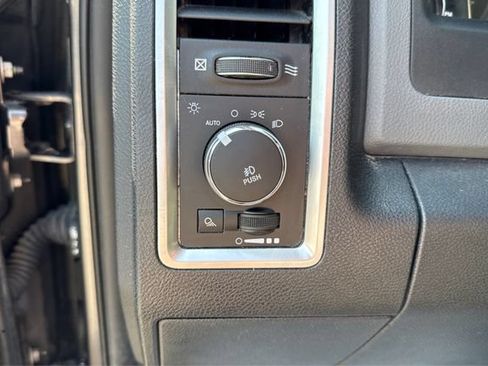 Used 2017 RAM 1500 Big Horn AWD/4WD image 17