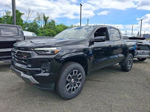 New 2026 Chevrolet Colorado Z71 w/ Z71 Convenience Package 2 AWD/4WD image 2