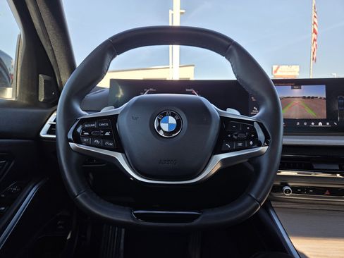 Used 2025 BMW 330i Sedan image 39