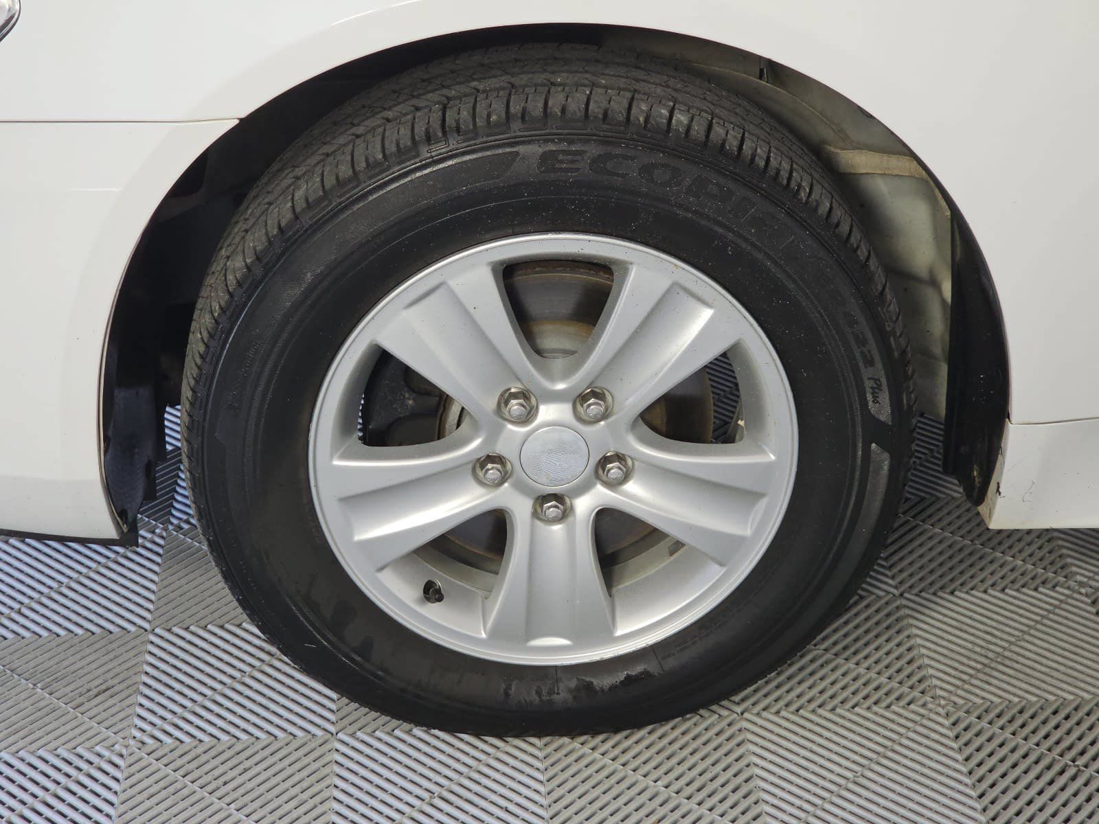 Used 2016 Chevrolet Impala Limited LS FWD image 10