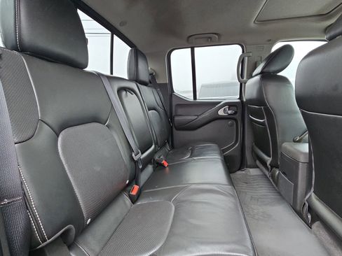 Used 2021 Nissan Frontier PRO-4X w/ Pro-4x Utility Package image 28