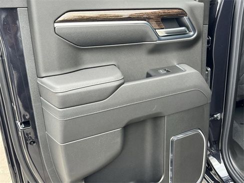 New 2026 GMC Sierra 1500 Elevation w/ LPO, Elevation Black Package image 26