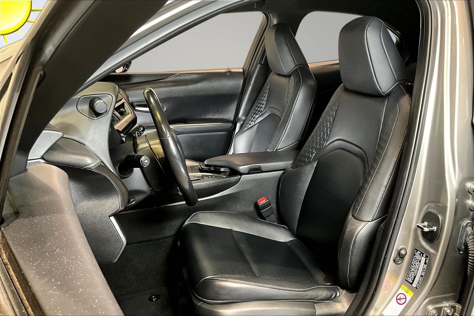 Used 2019 Lexus UX 250h w/ Accessory Package 2 AWD/4WD image 21