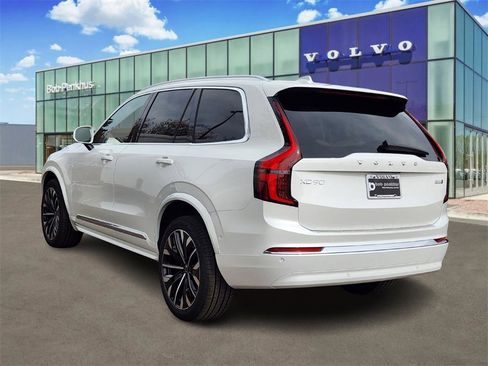 New 2026 Volvo XC90 B6 Plus w/ Protection Package Premier image 31