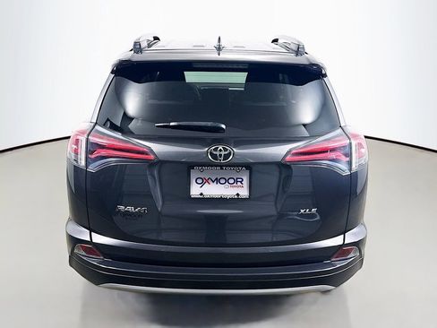 Certified 2018 Toyota RAV4 XLE image 6