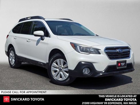 Used 2018 Subaru Outback 2.5i Premium AWD/4WD image 1