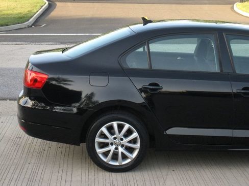 Used 2012 Volkswagen Jetta SE FWD image 11