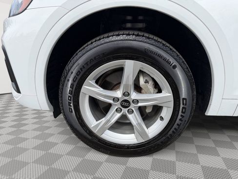 Used 2023 Audi Q5 2.0T Premium w/ Convenience Package image 7
