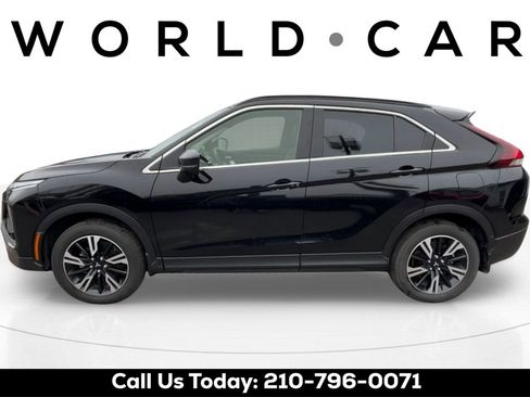 Used 2023 Mitsubishi Eclipse Cross SE image 6