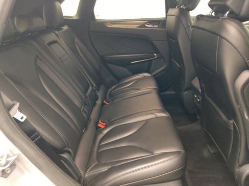Used 2018 Lincoln MKC Premiere FWD image 19