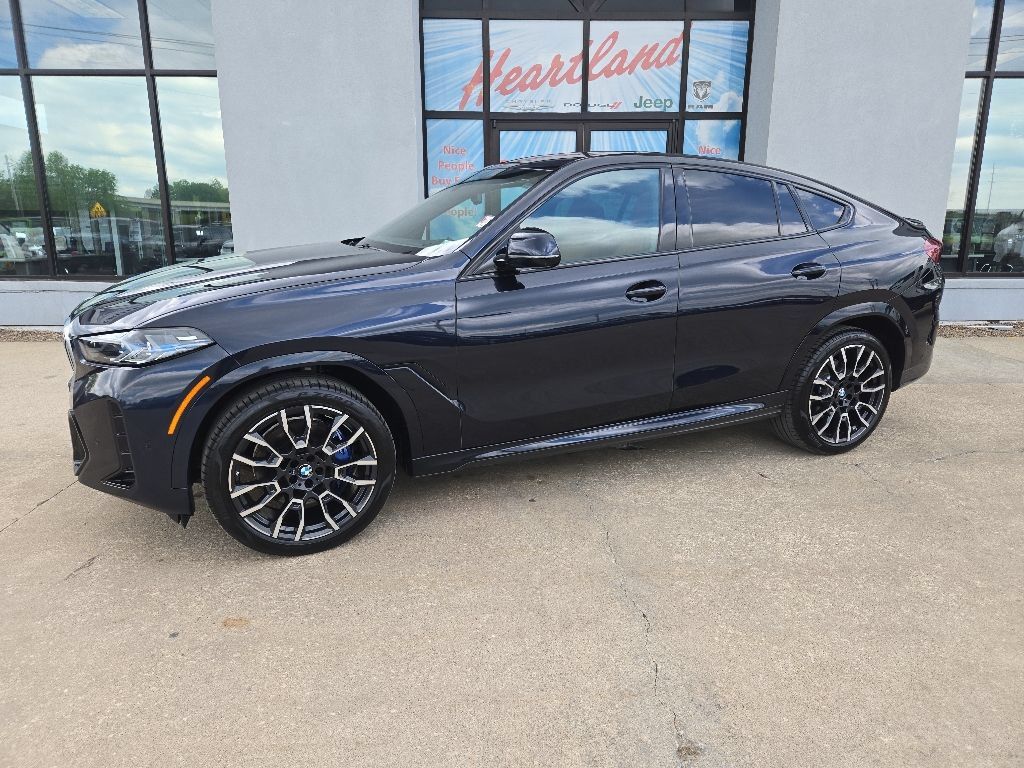 Used 2024 BMW X6 xDrive40i w/ Executive Package AWD/4WD image 4