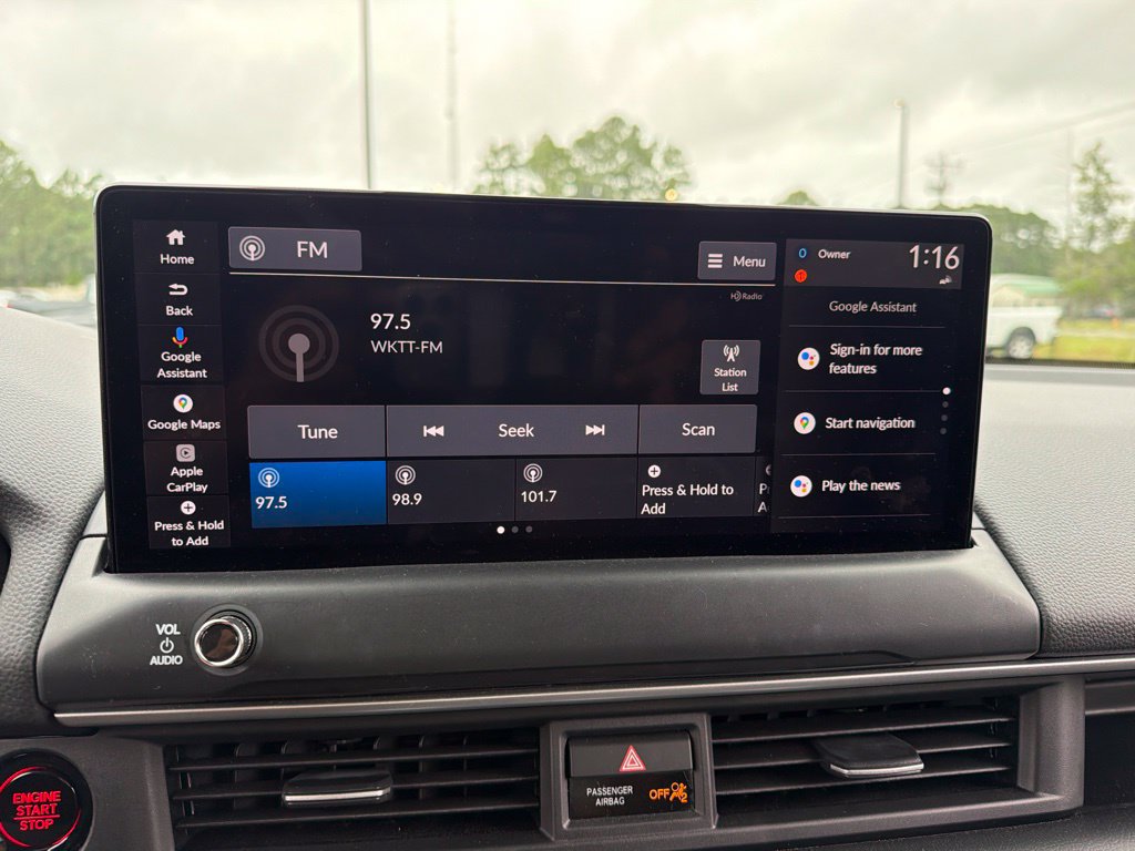 Certified 2026 Honda Pilot Touring image 10