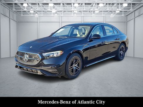 New 2026 Mercedes-Benz E 450 4MATIC Sedan image 2