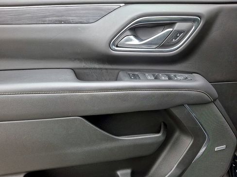 Used 2022 GMC Yukon SLT w/ SLT Luxury Package image 14