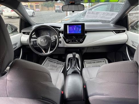 Used 2024 Toyota Corolla SE FWD image 11
