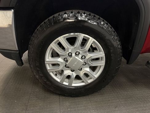 Used 2020 GMC Sierra 2500 SLT w/ SLT Premium Plus Package image 9