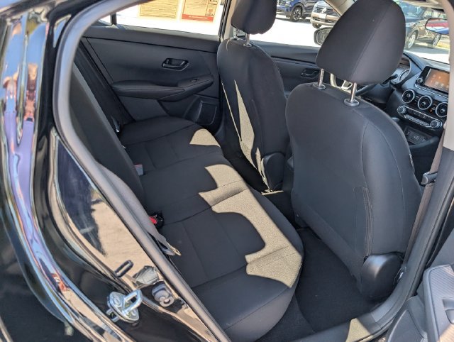 Used 2025 Nissan Sentra S FWD image 11