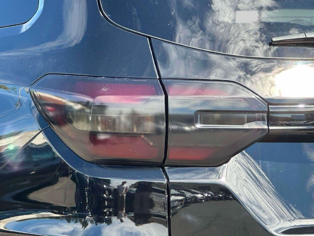 Certified 2024 Honda Pilot TrailSport image 8