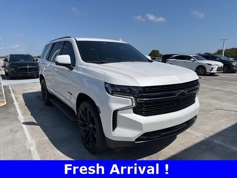 Used 2022 Chevrolet Tahoe RST w/ Luxury Package image 3