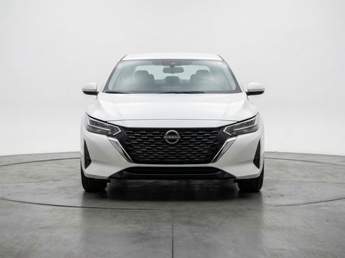 Used 2025 Nissan Sentra S FWD image 2