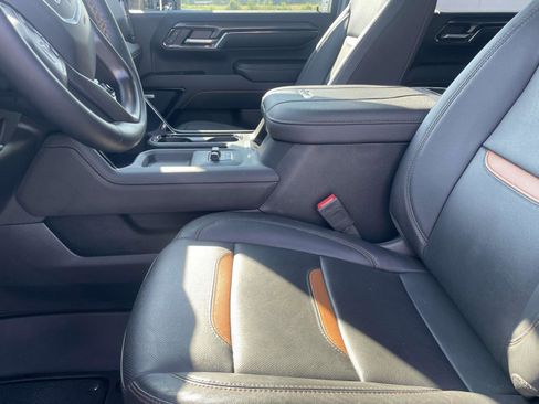 Certified 2024 GMC Sierra 2500 AT4 w/ AT4 Premium Plus Package image 10