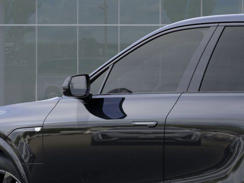 New 2026 Cadillac Lyriq V image 12