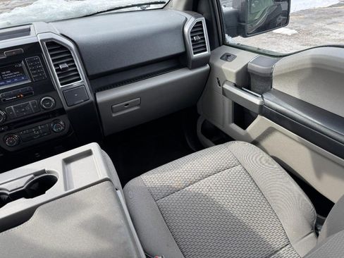 Used 2016 Ford F150 XLT image 15