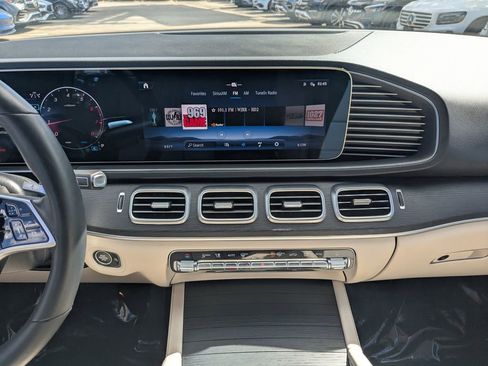 Certified 2024 Mercedes-Benz GLE 350 4MATIC w/ Driver Assistance Package image 5