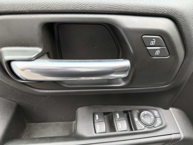 Used 2025 Chevrolet Silverado 1500 Custom w/ Turbomax Blackout Package AWD/4WD image 10