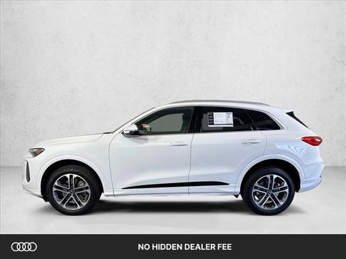 Certified 2025 Audi Q5 Premium w/ Convenience Package AWD/4WD image 1